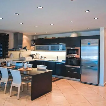 Luez Private Pool Villa, Elani Villa