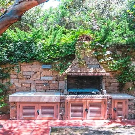 Luez Private Pool Villa, Elani Villa *